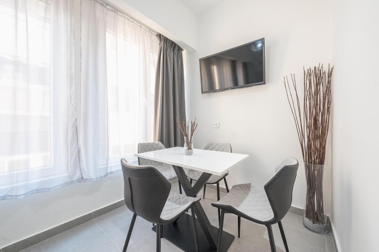 Iguana Gold Luxury Suites 2 Atenas Exterior foto